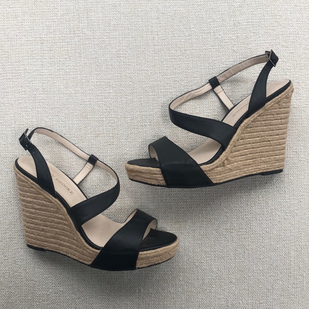 Audrey Brooke Wedges